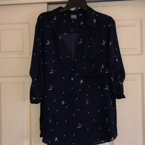 Ski themed flowy top